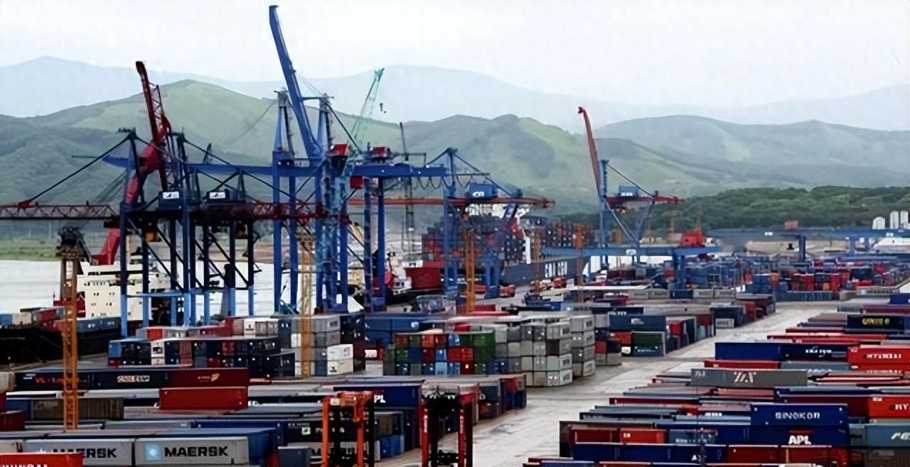 台海若真爆发，西方口口声声要冻结3.2万亿中国资产，可没人敢说出口的真相是：中国