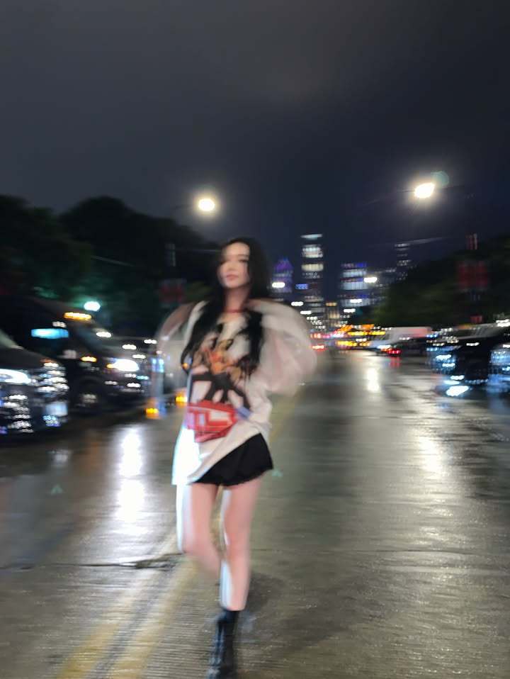柳智敏致歉称吃太多哪个蜜大头pf了啊 柳智敏正常吃喝因为忘词谦虚一下舞台消音还是