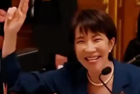 日本网友群情激愤，菲律宾这波操作太狠了！

外交场上的人情世故，向来都是表面和风