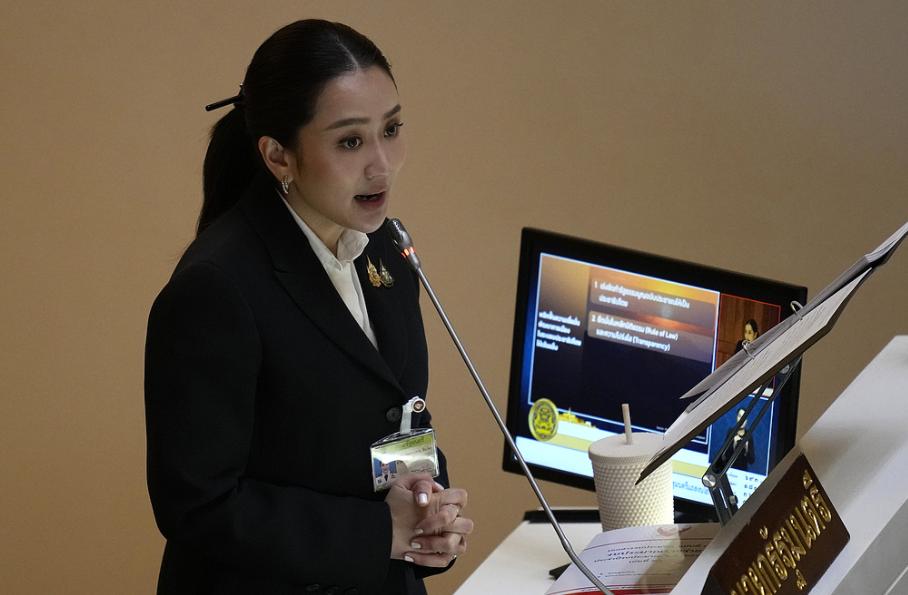 佩通坦估计做梦都没想到！
 
阿努廷任泰国新总理后，在中方国庆节来临之际，公开场