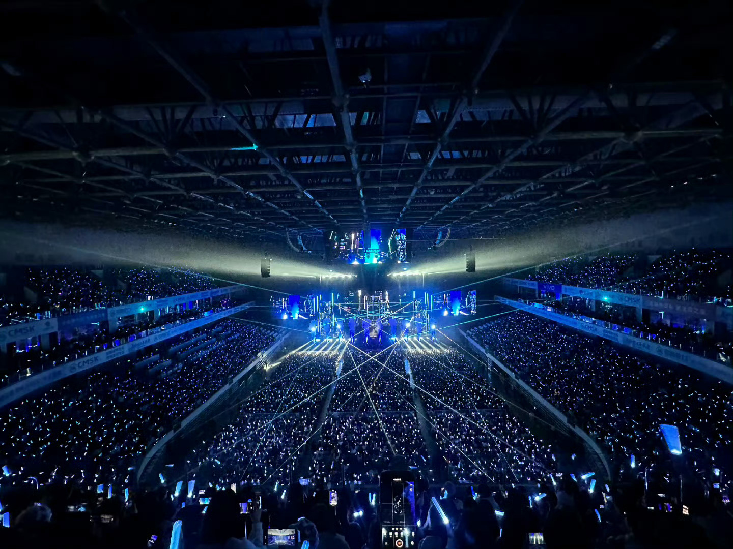 于适合肥上座率于适首场演唱会上座率于适首场演唱会上座率，真棒，好耶好棒 