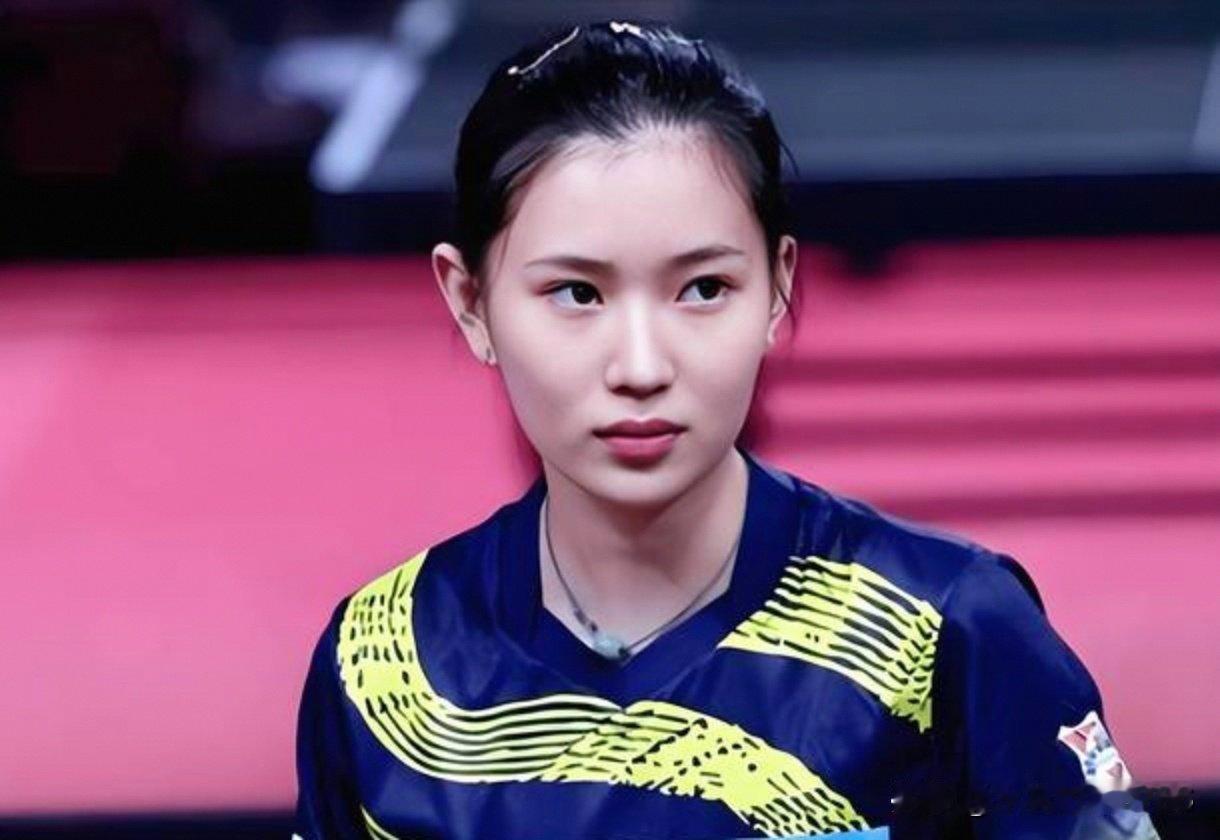 《七律·咏王添艺二首》
其一
乒坛有女赛仙葩，添艺容光耀碧纱。
目若清泉凝晓露，