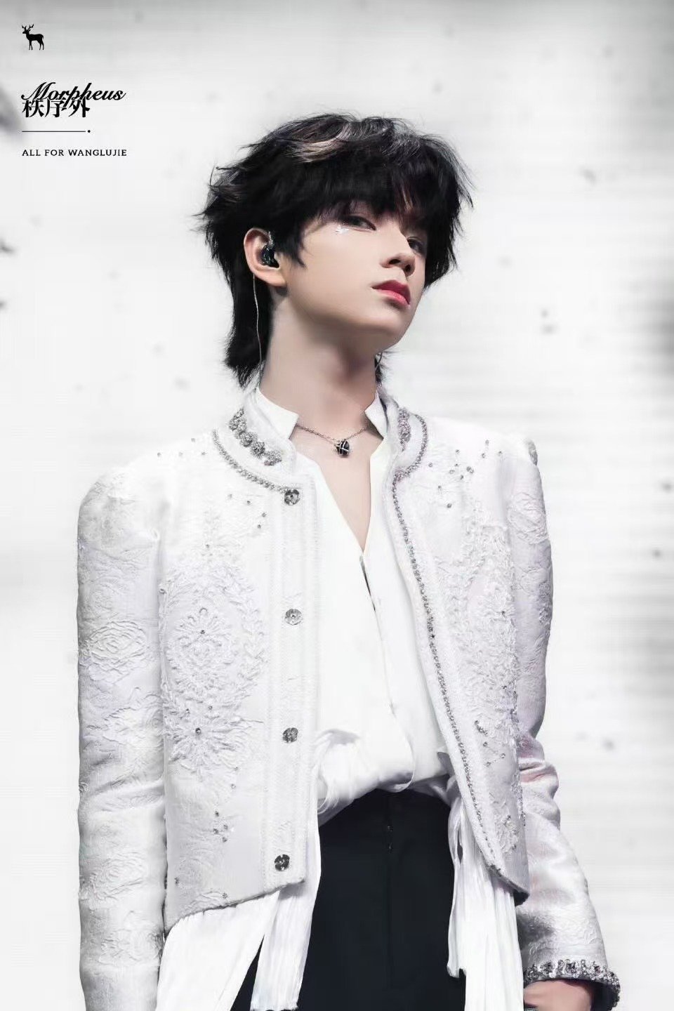 校园白月光预定！王橹杰饰演的付彬言也太戳人了，清俊挺拔、温柔有光，每一帧都在诠释