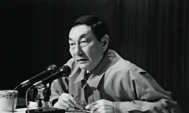 全网送别98岁朱老，唯有97岁的她，痛到无人看见 