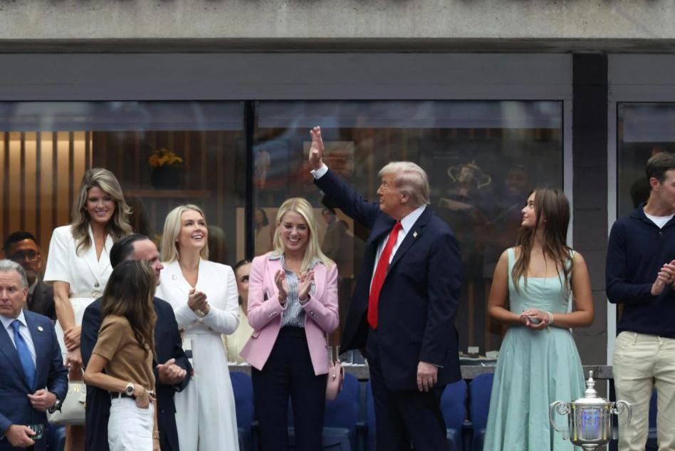 【众议院两党联手，挑战特朗普行政命令】周四，美国众议院上演了一场引人瞩目的投票。