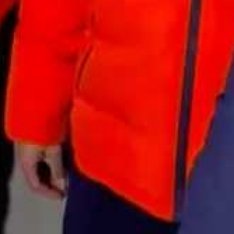 北京时间2月20日凌晨，中国选手宁忠岩在1500米速度滑行中大爆发，打破冬奥会纪