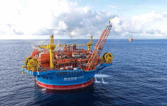 340万桶俄油堵在中国近海，中国为啥不接？答案很现实。黄海海域五艘满载俄罗斯乌拉