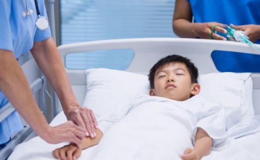 儿童患癌越来越多！再三呼吁：这些东西少给孩子吃！危害大！
 
近年来，儿童患癌的