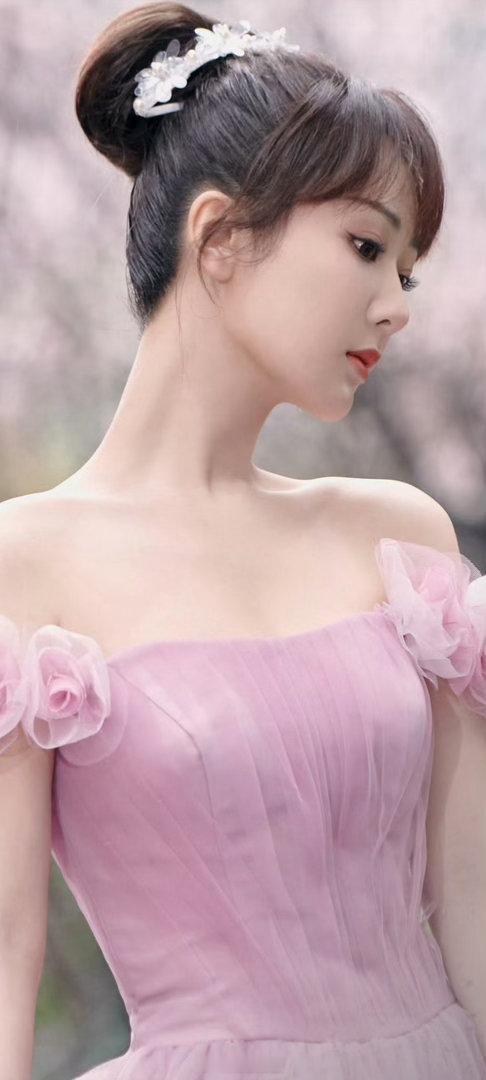 杨紫 