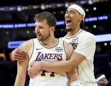 状态火热！东契奇近三场：场均31.7分8.3助，投篮命中率57%

3月2日消息