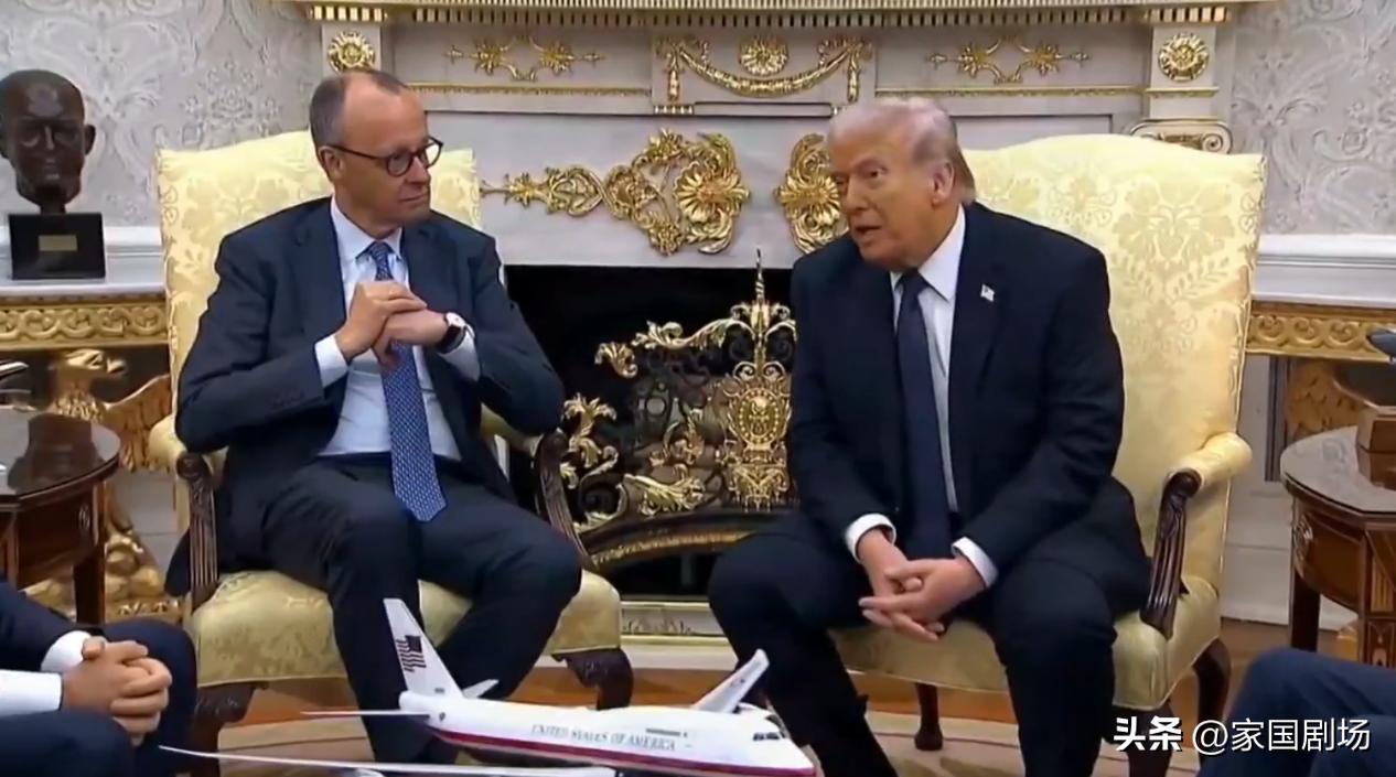 德国总理默茨在与特朗普会晤后表示：

西班牙是欧盟成员国。

现在没有办法对西班