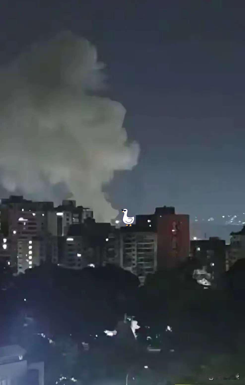 最新消息！委内瑞拉首都加拉加斯发生爆炸！美国开始动手了！这次中俄该怎么抉择，美国