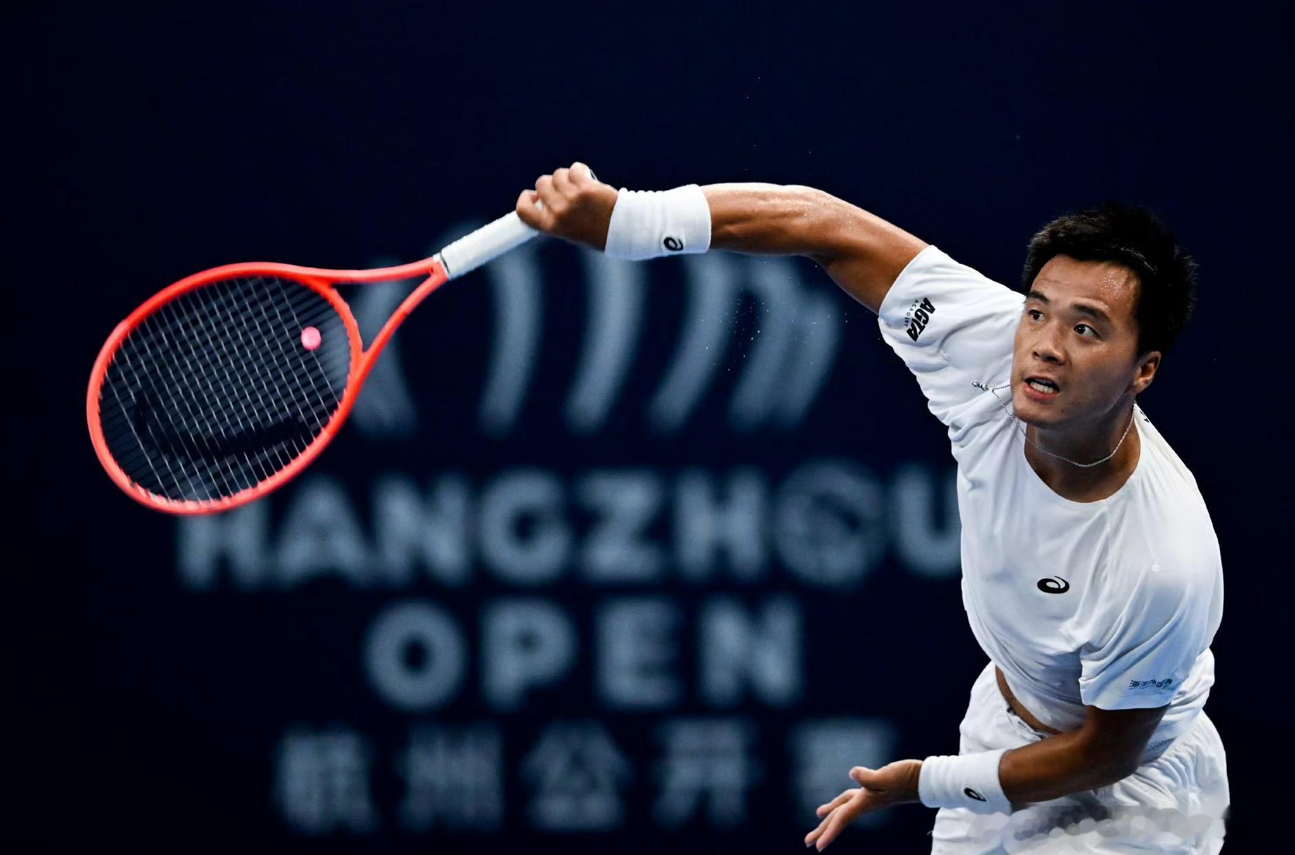 【孙发京晋级杭州赛正赛 】🔵ATP250杭州公开赛男单资格赛决胜轮中国选手孙发