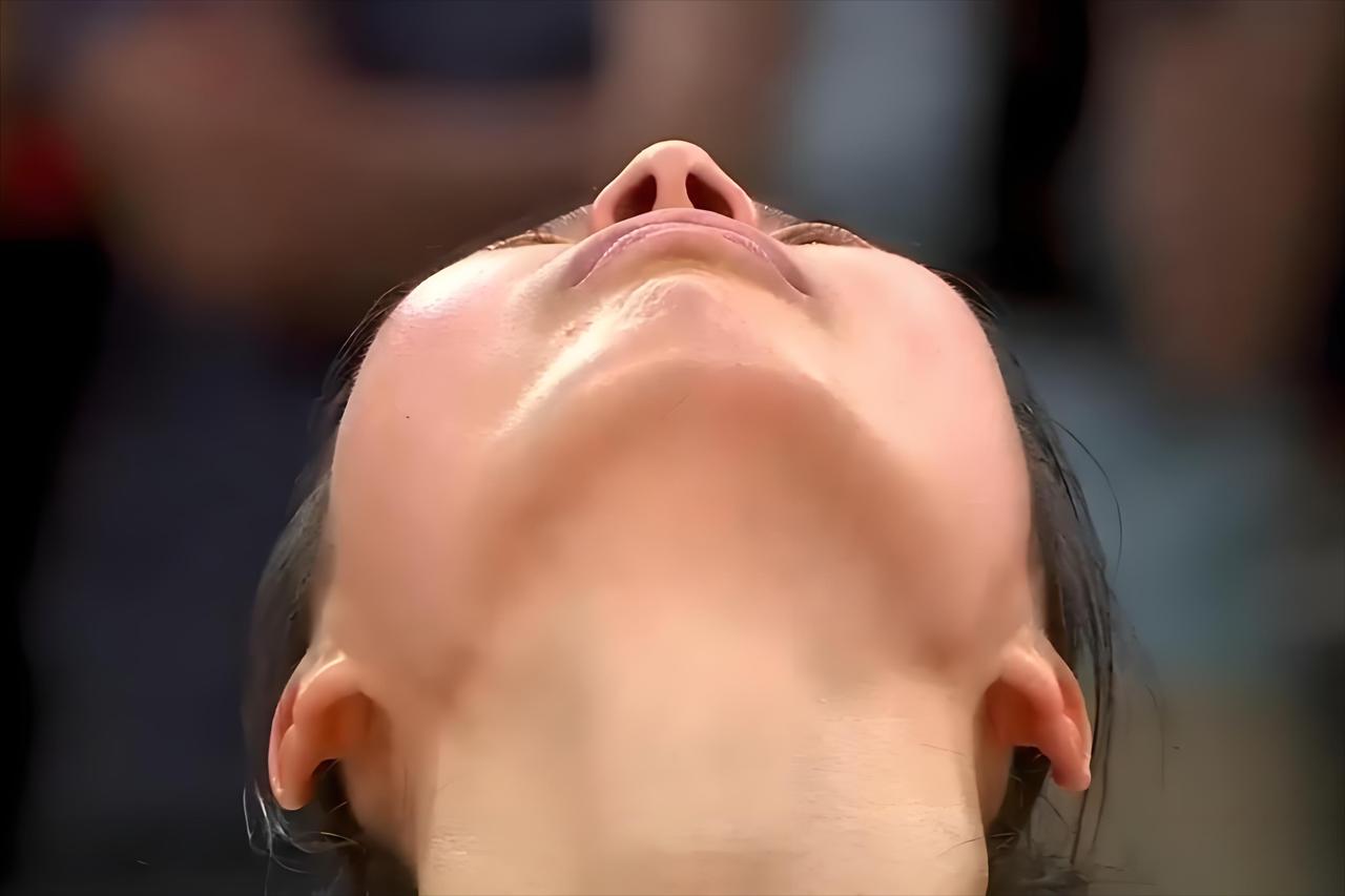 收获亚洲杯季军王思雨的眼泪为谁而流？

中国女篮以101：66再次战胜韩国队，结