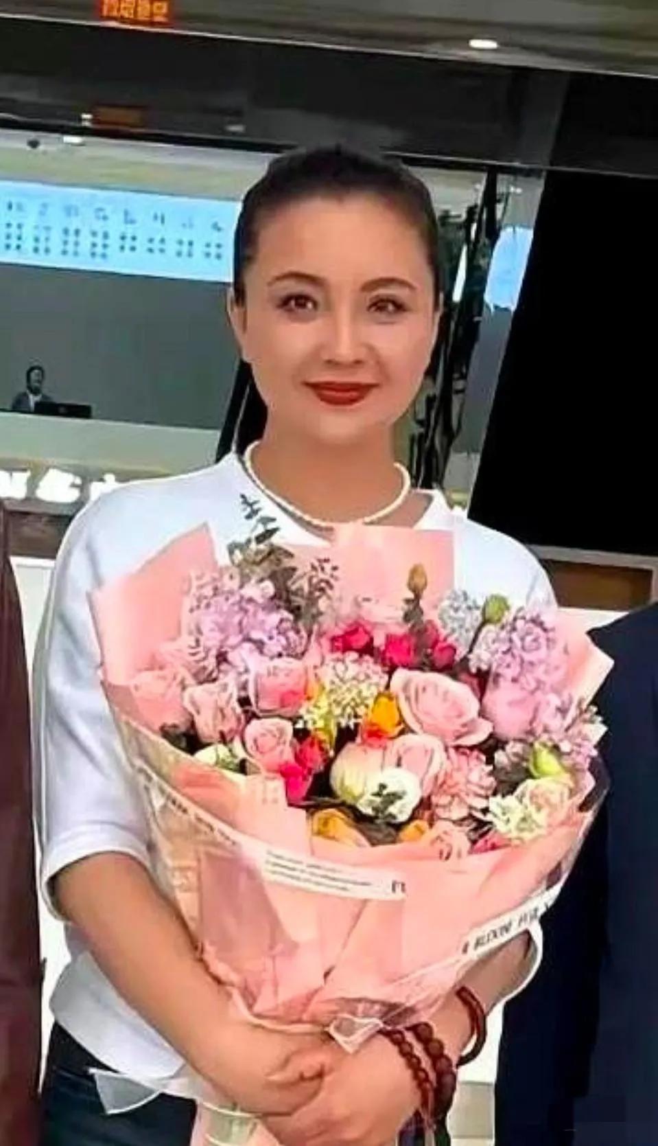 哇哦，《甄嬛传》中的槿汐姑姑——孙茜也发福不少，但颜值还是很给力，你觉得呢？