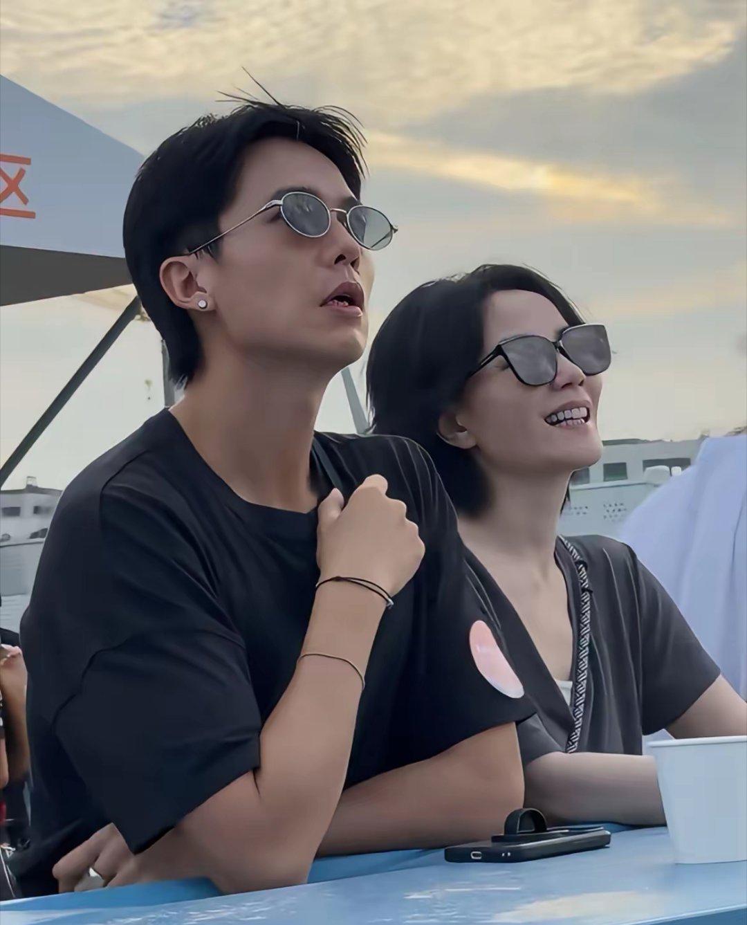 昨晚上热搜那个事儿，你们看了吧？

王菲身边那个男闺蜜Ryan，音乐节上喝多了，