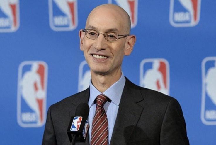 为什么NBA现在在中国凉得这么快？曾经在中国赚得盆满钵满的NBA，就为了7年前那