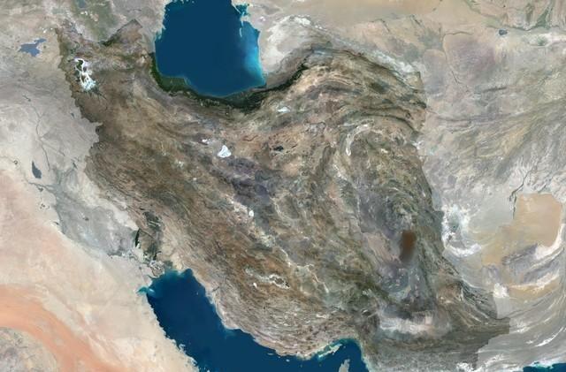 美国彻底慌了！抓马杜罗中国不翻脸，打伊朗中国不阻止，不是怂，是一盘5000年的大