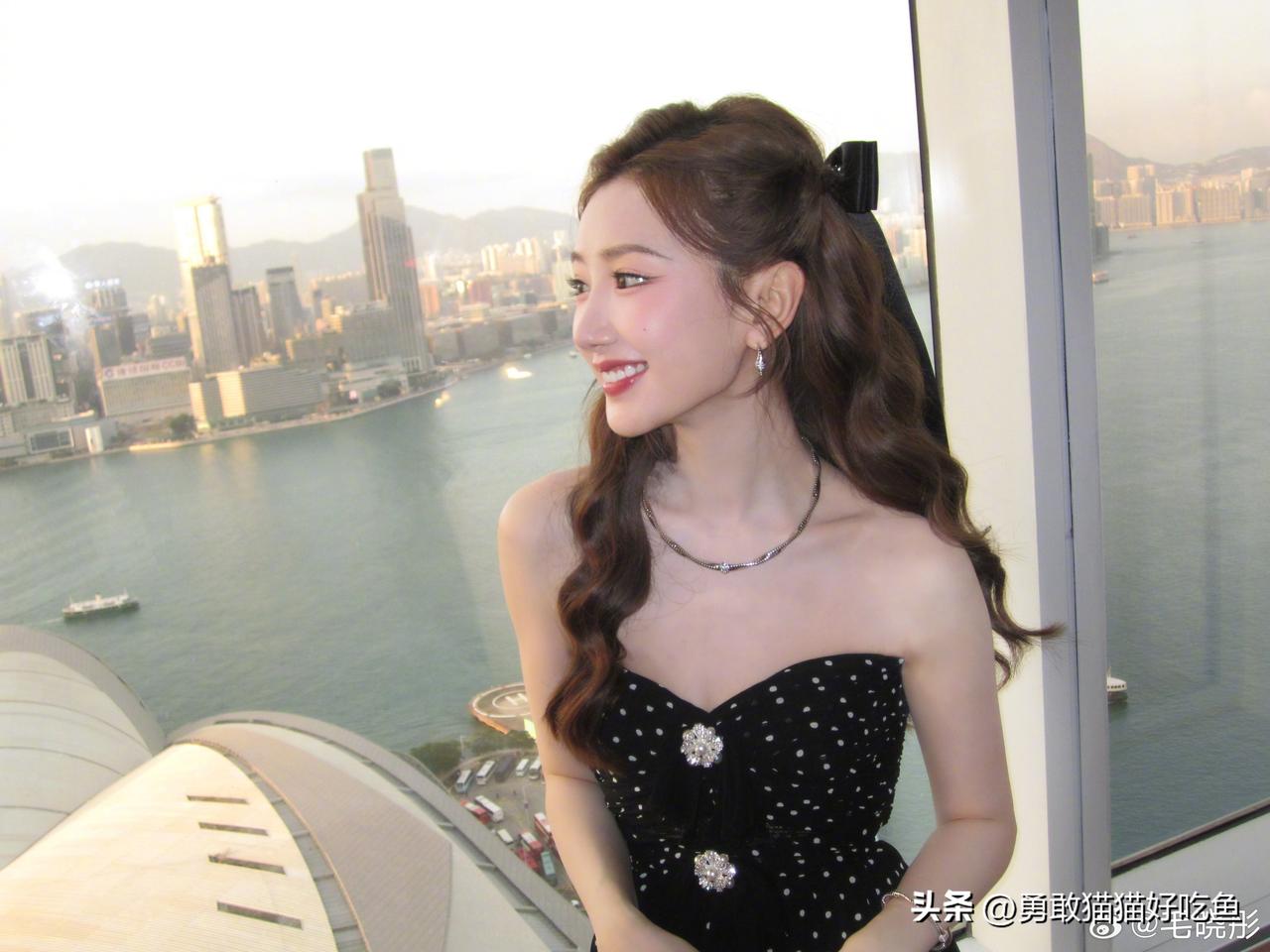 毛晓彤分享图片