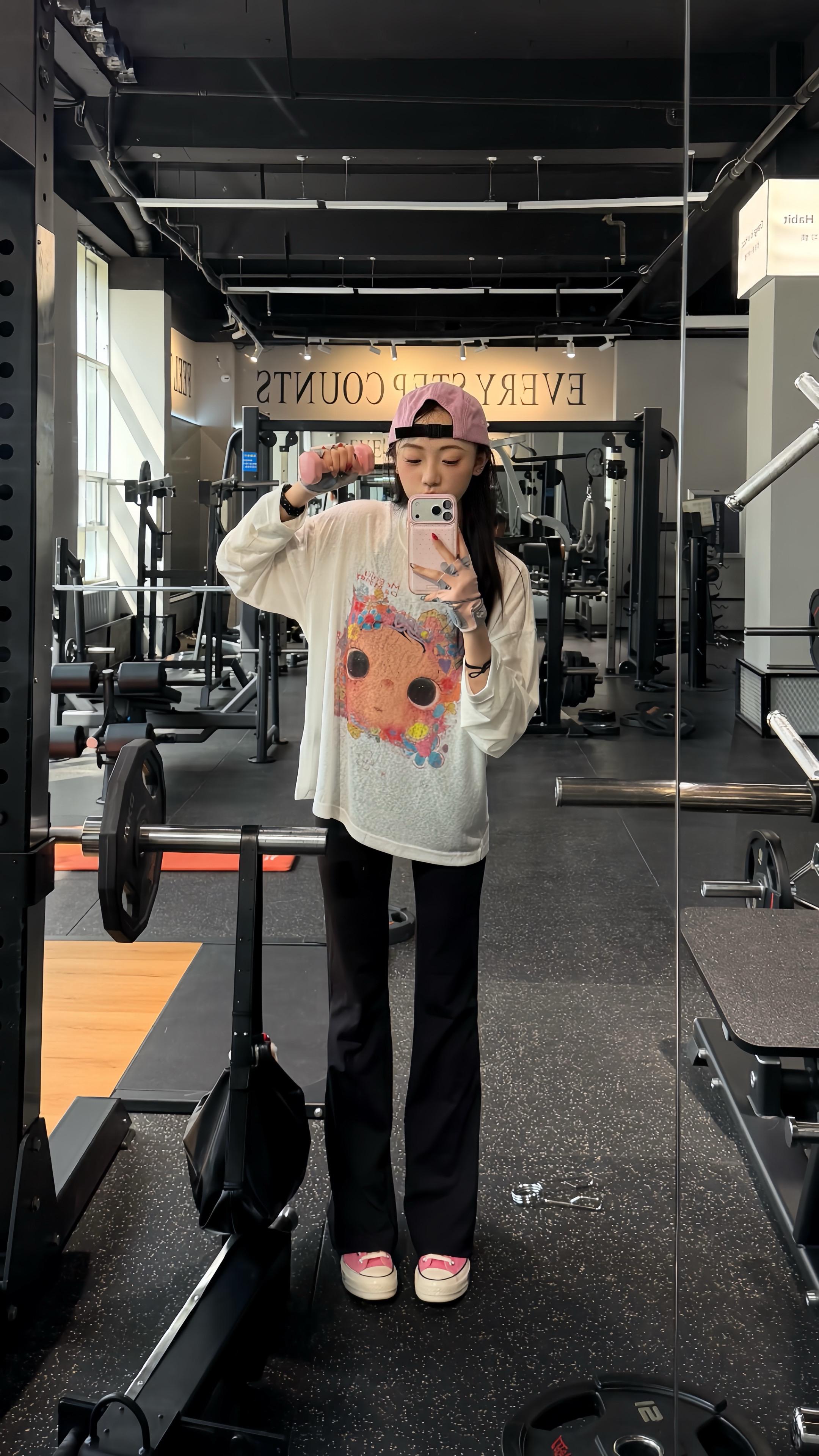 女孩子才不会讨厌我 她们只会爱上我。
