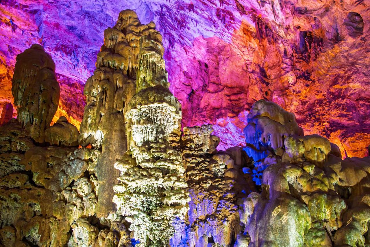 贵州织金洞。贵州织金洞