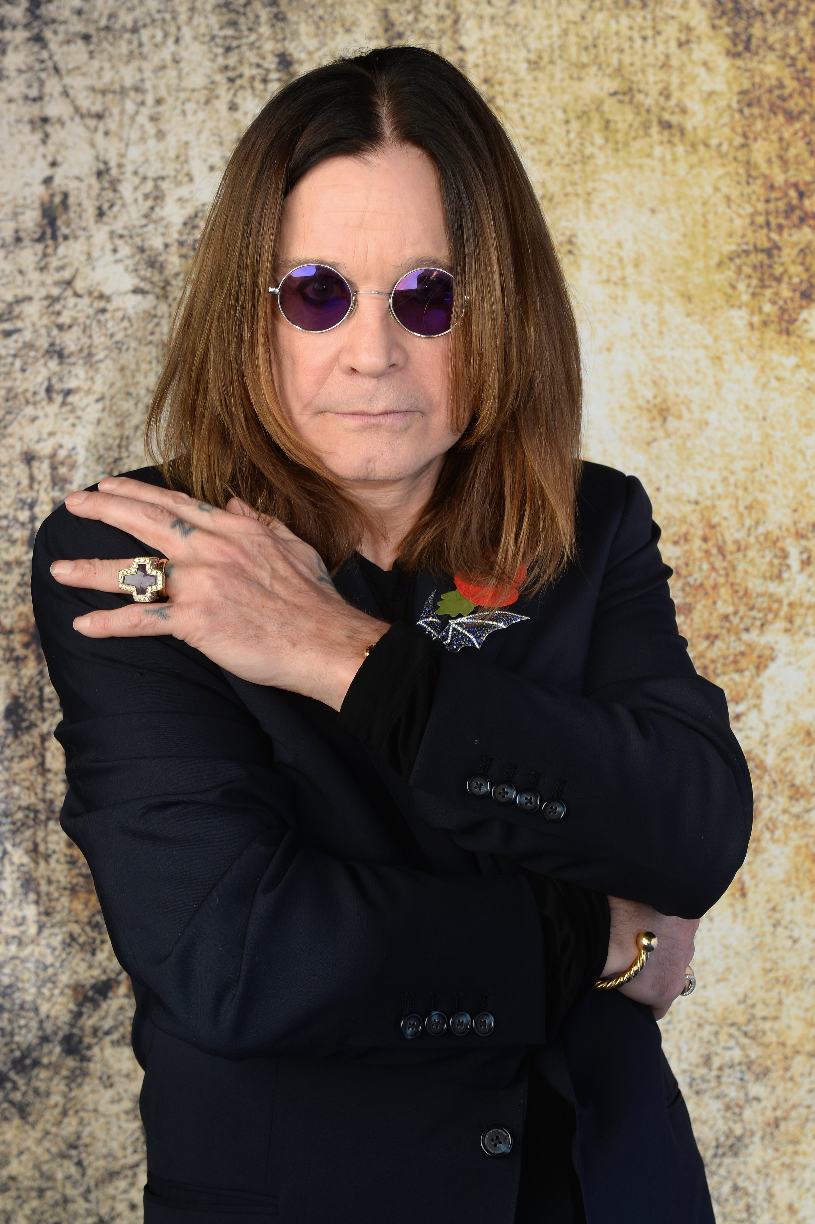 摇滚巨星Ozzy Osbourne于2025年7月22日于英国伯明翰逝世，终年7