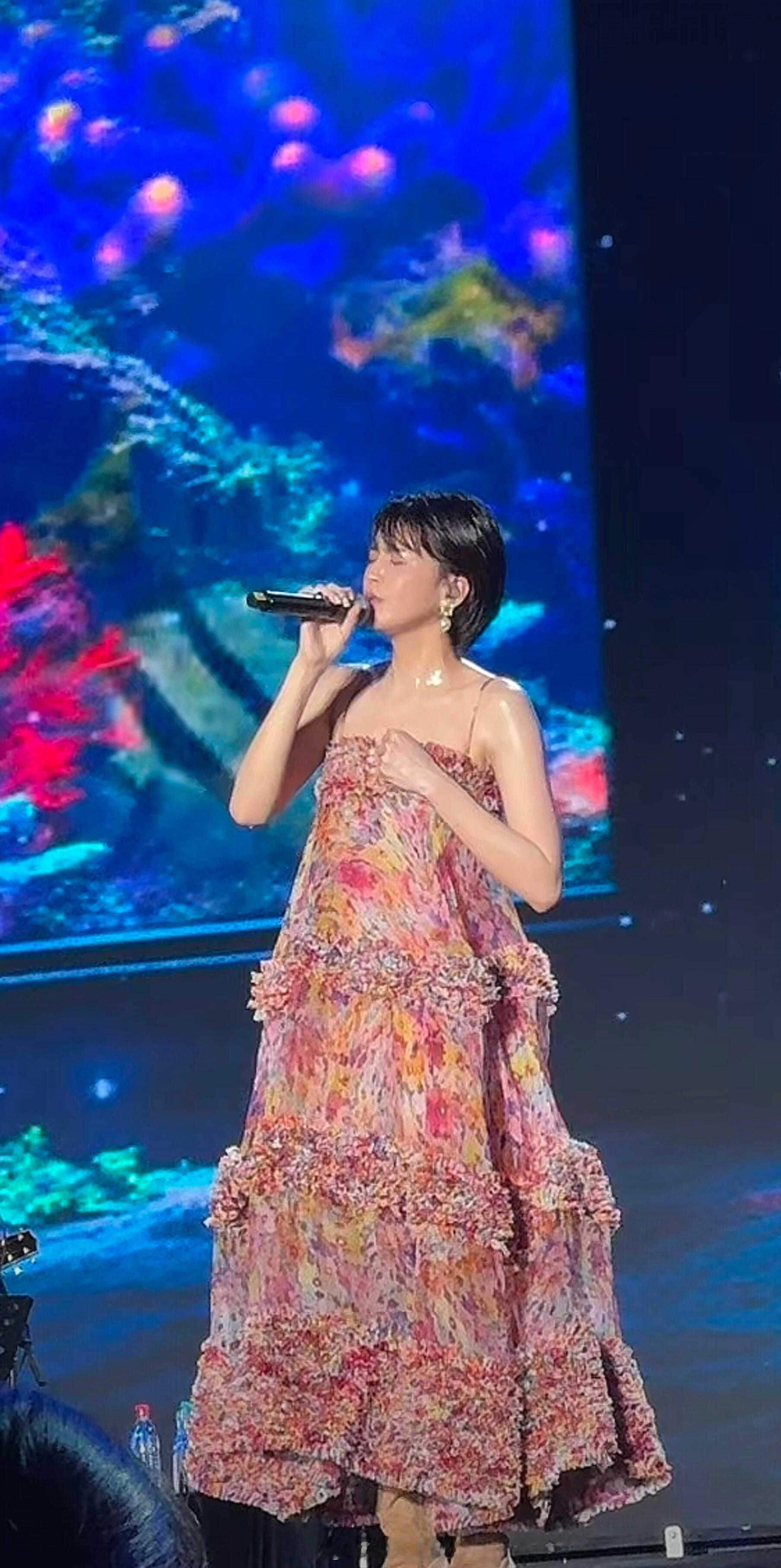给曾沛慈热的哈哈哈哈浪姐日记曾沛慈广州榜中榜超级演唱会曾沛慈