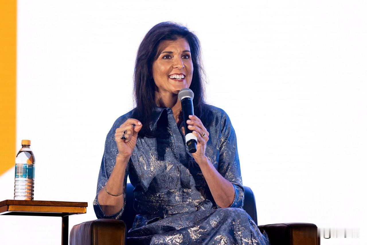 美国前驻联合国大使尼基·黑利今天发文说“中国窃取它无法制造的东西——战斗机设计、