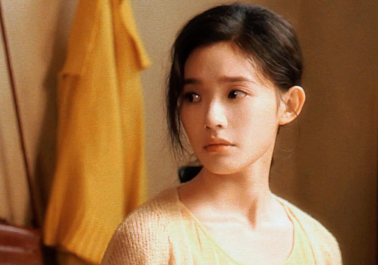 . 林允夸王彦霖没有感情全是技巧 林允给王彦霖夸成翘嘴了嘴上夸得超认真，实则全是