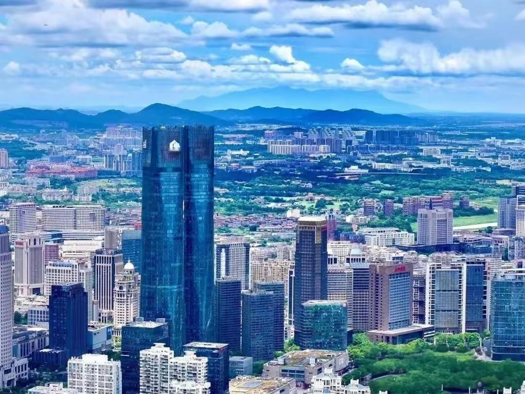 蓝图绘就，实干奋进！南昌“十五五”冲刺万亿能级新征程
 
立足2025年8141