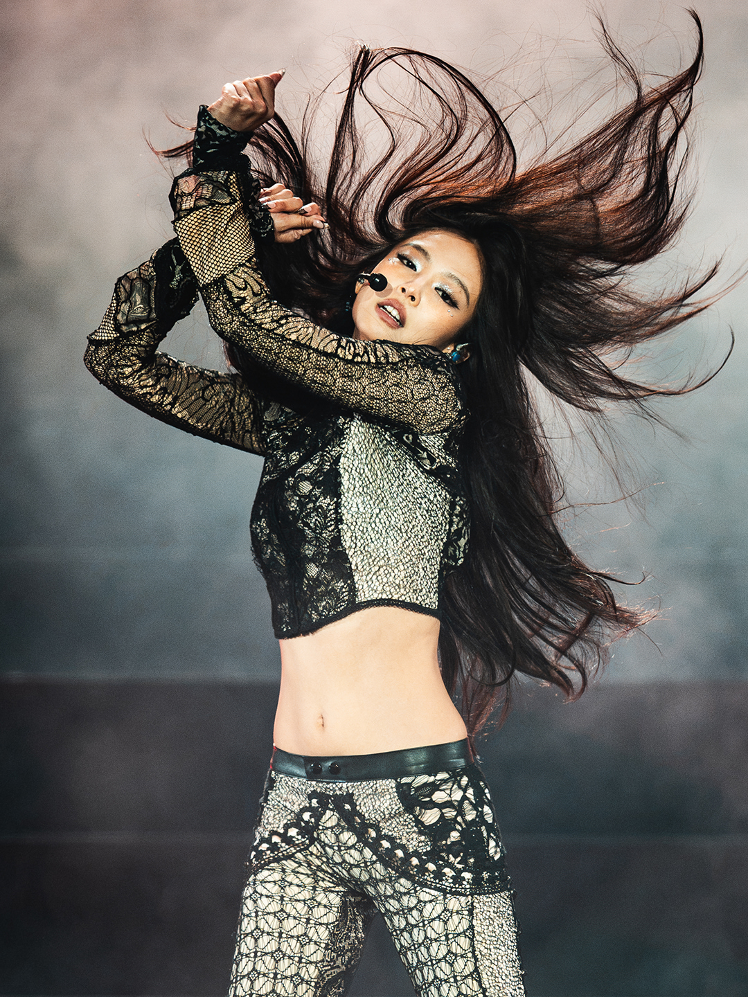 JENNIE成为6月份Spotify流媒累积最高的K-POP女艺人以及K-POP