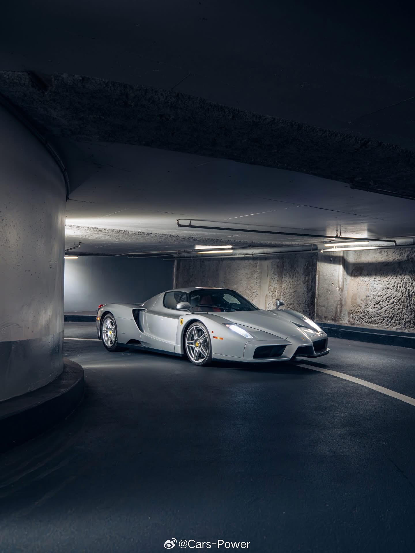 🩶🩶🩶银色图腾法拉利恩佐🩶🩶🩶 