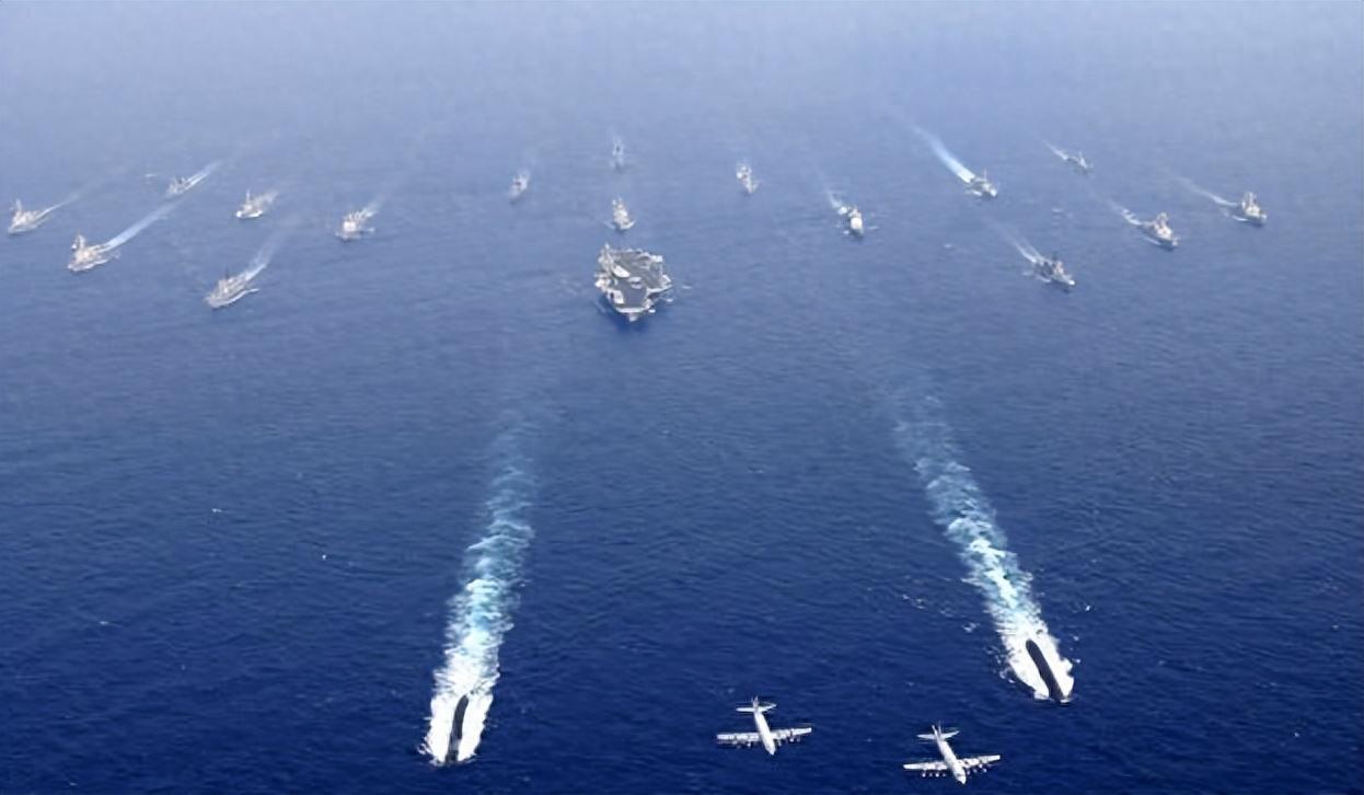 二六元旦搞军演，
东部战区围台湾！
陆海空军全参战，
实弹模拟慑瘪三。
岛上内鬼