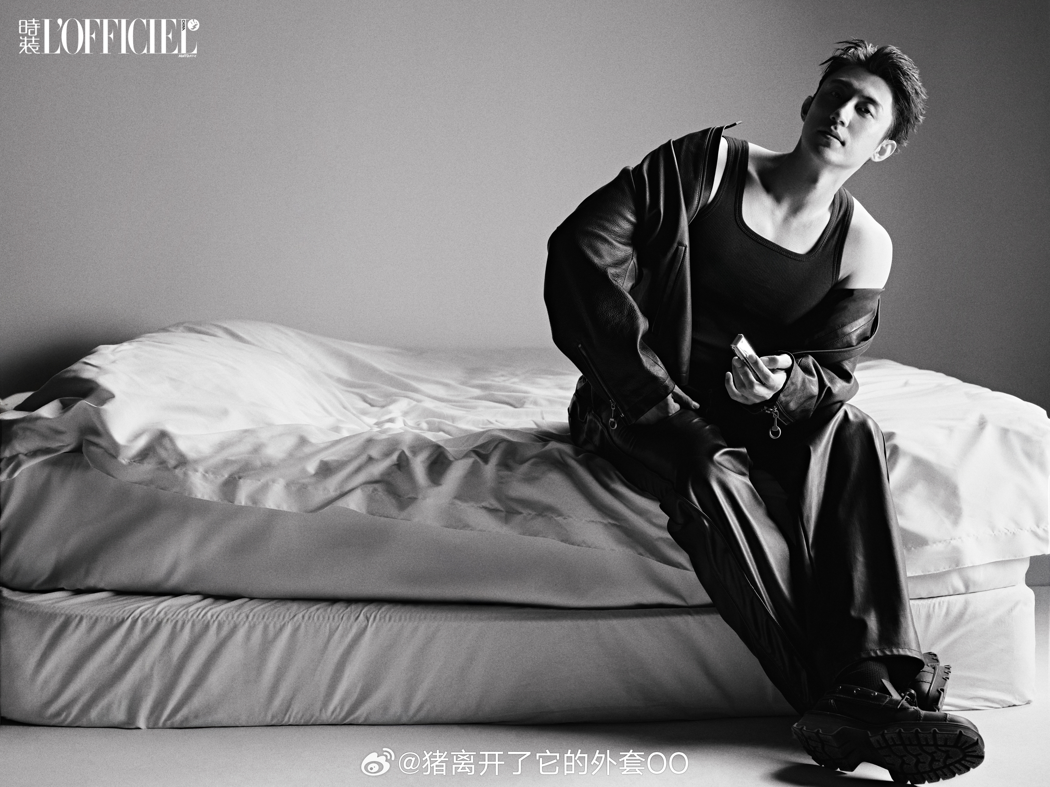 黄景瑜凛冽熟男大片黄景瑜时装四月封面黄景瑜最新杂志大片，🎉连续两个月解锁男女双