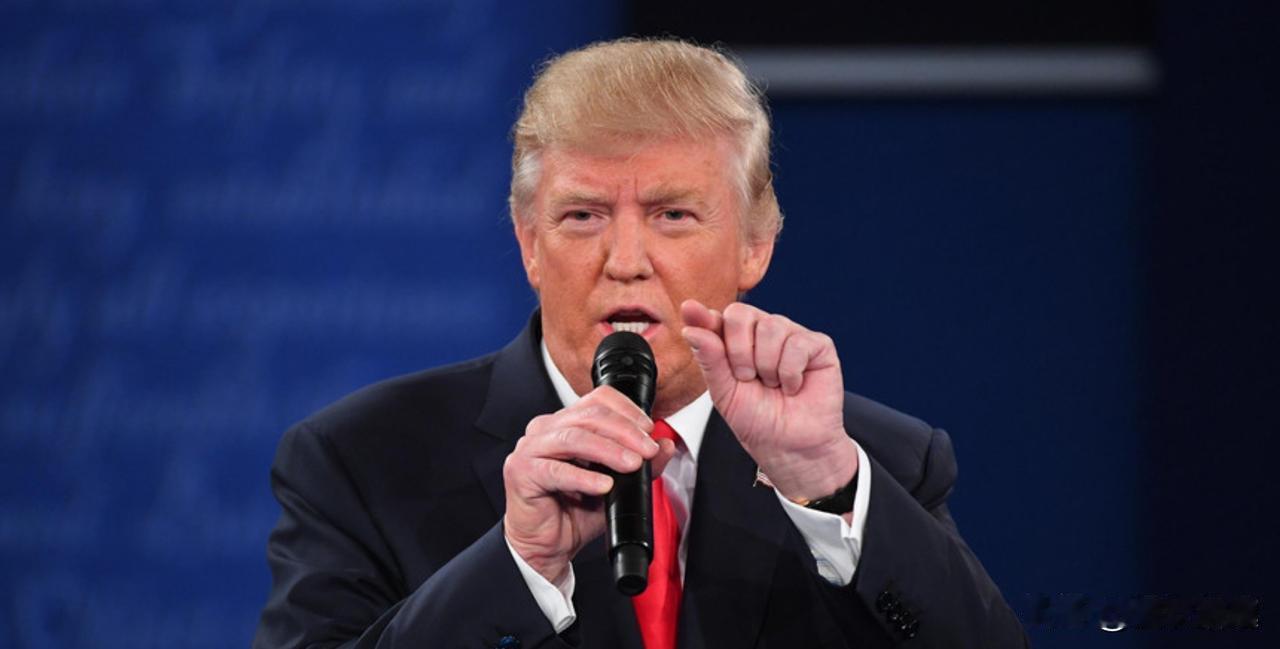 特朗普又开炮，欧洲这次真急了！ 



特朗普最近接受采访，几句话把欧洲气得跳脚