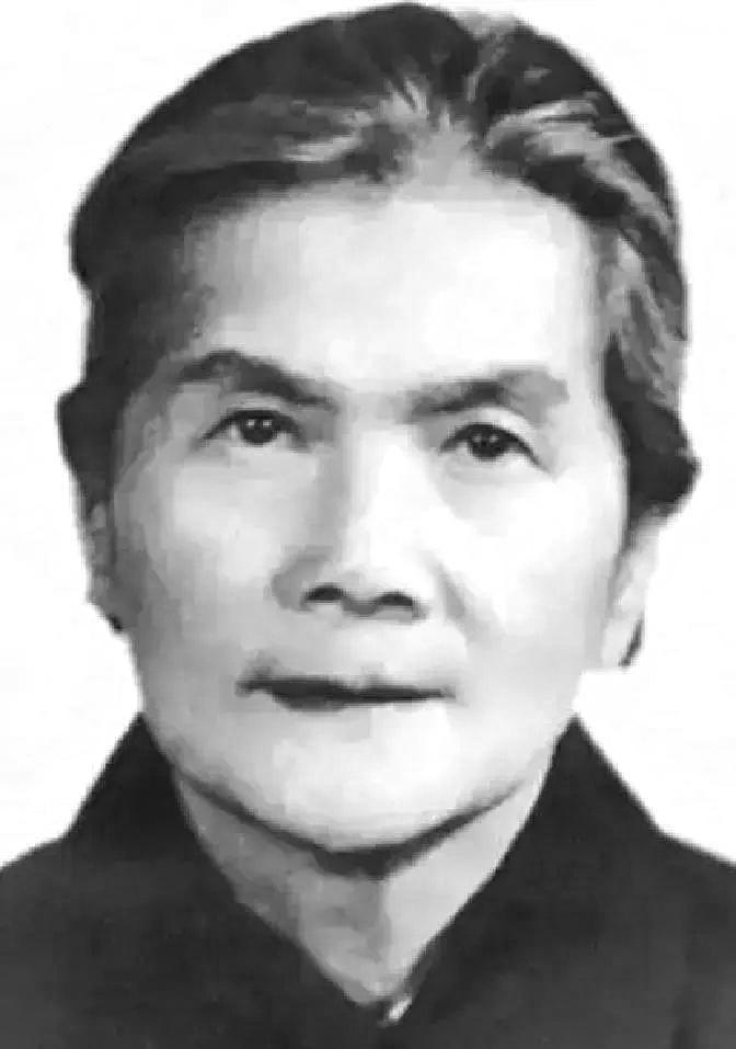 她曾是中华苏维埃权力核心的唯一女性，却在1955年以莫须有的罪名被捕入狱25年，