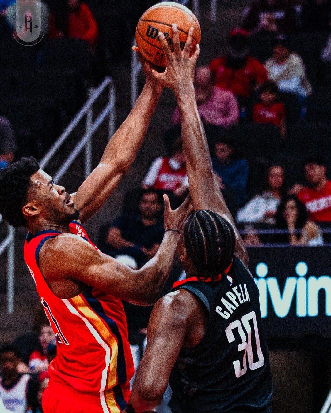 记者：你是从一开始就计划今晚投一个三分，还是球到手里才知道要这么做？卡佩拉：完全