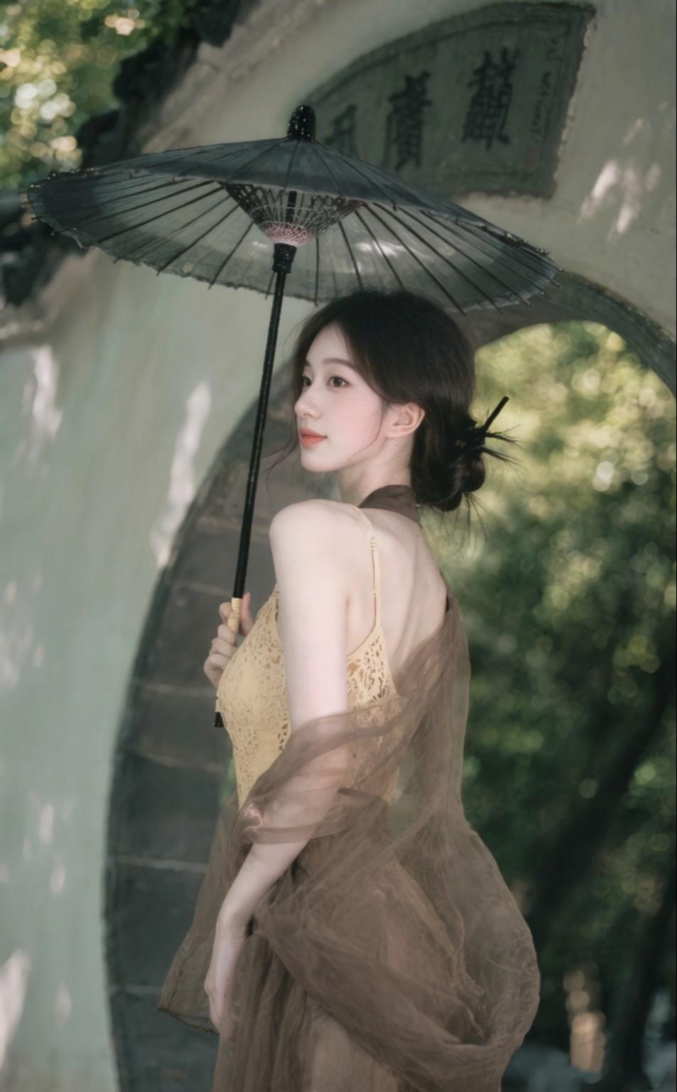休恋逝水 早悟兰因