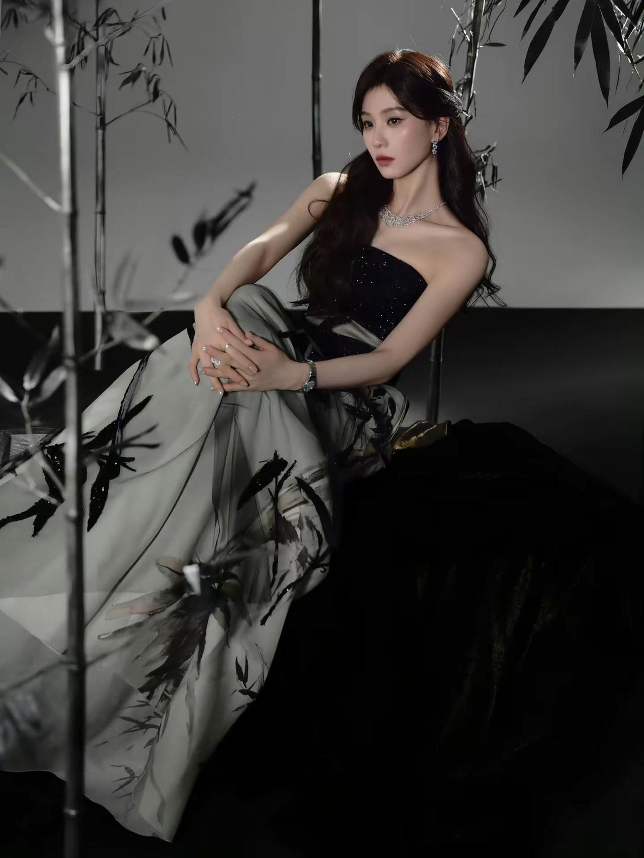 刘诗诗白花奖造型来了 美炸了刘诗诗 第38届大众电影百花奖