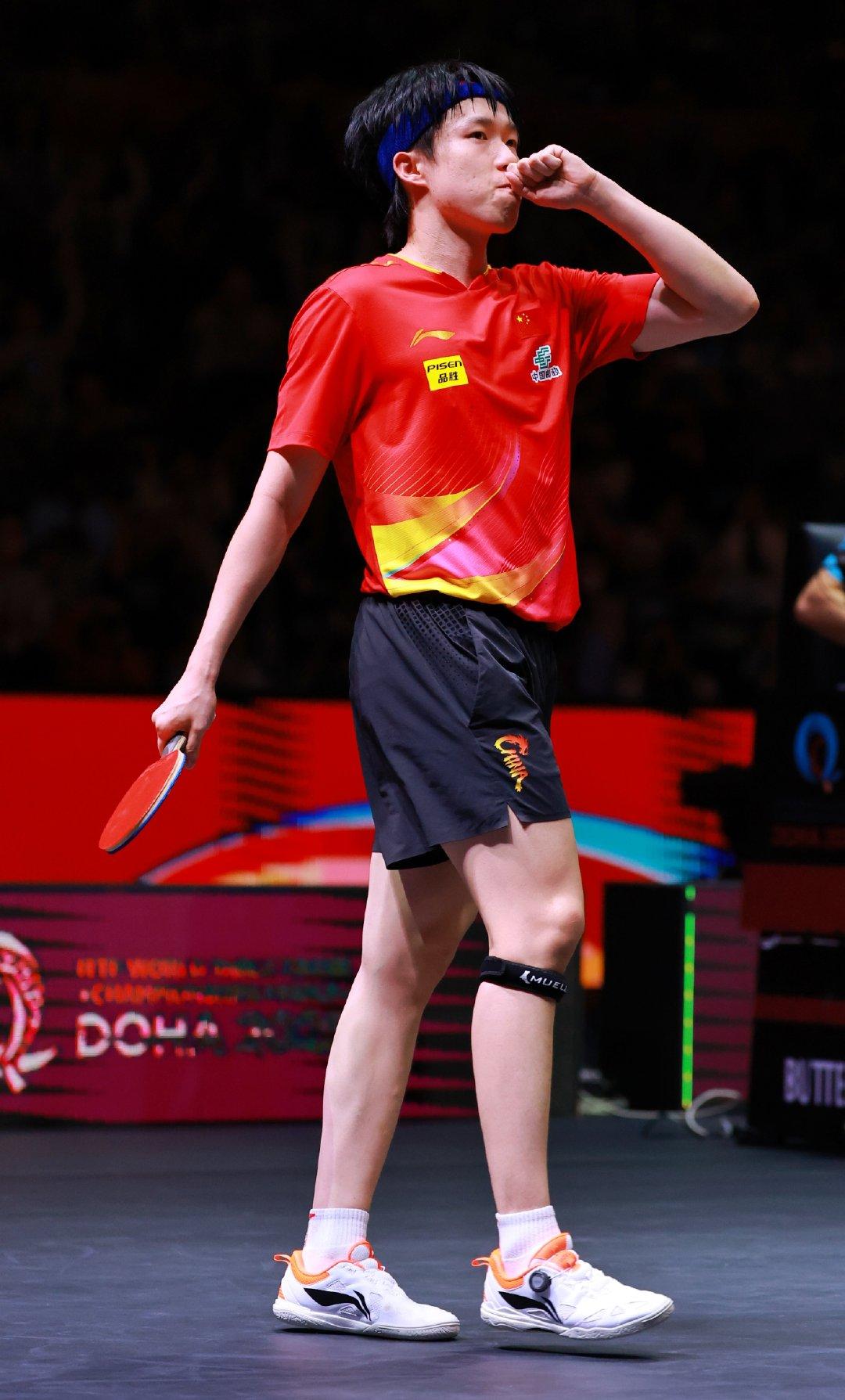 国乒2男5女晋级重庆冠军赛男女单打8强!
3月13日，2026年WTT重庆冠军赛