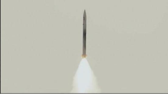 中国又搞定了一个美国做不到的武器。

央视刚官宣的画面，把很多人的注意力抓住了：