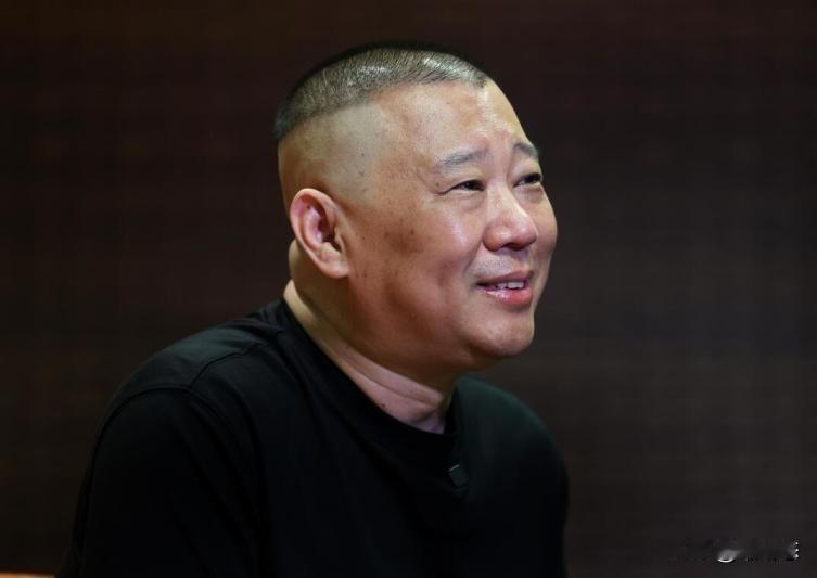 郭德纲又摊上事了

今年7月24日晚，郭德纲携麒麟剧社在武汉人艺中南剧场大剧场演