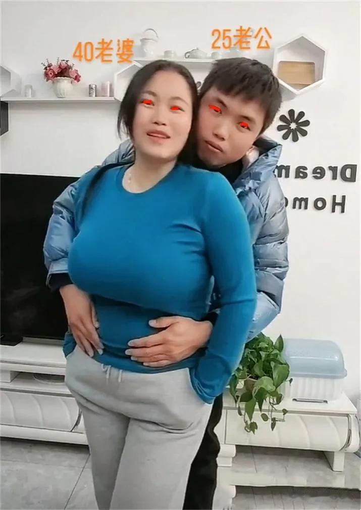 25岁老公 vs 40岁老婆[小鼓掌]最好的年纪遇见了最好的年纪[捂脸]祝你们幸