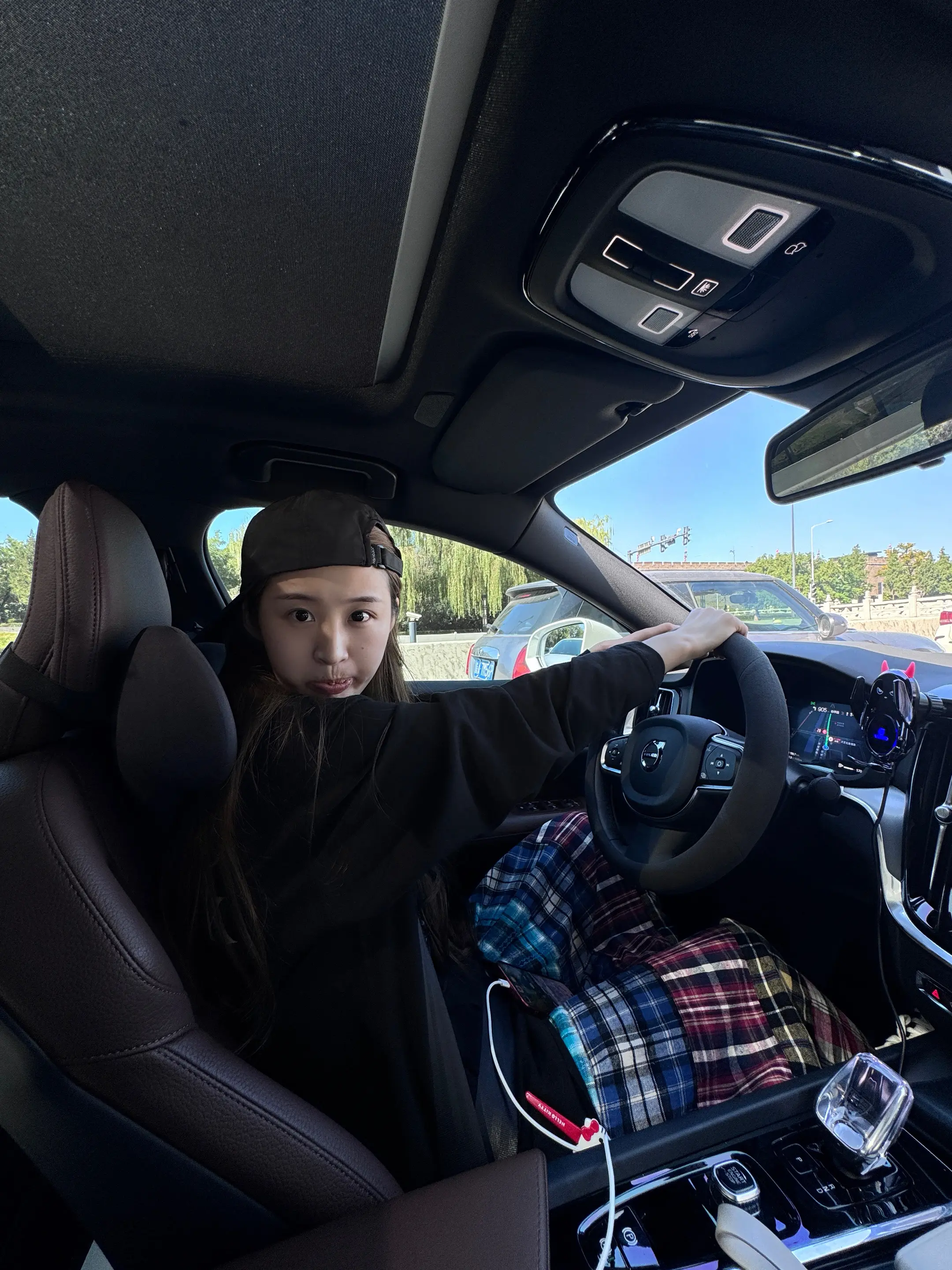 生活出拳我出布