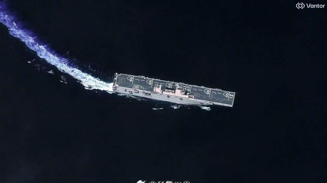 【 澳洲情报称，中国强大舰队可能再一次绕澳 】
上次055绕澳，澳洲政府尴尬的和