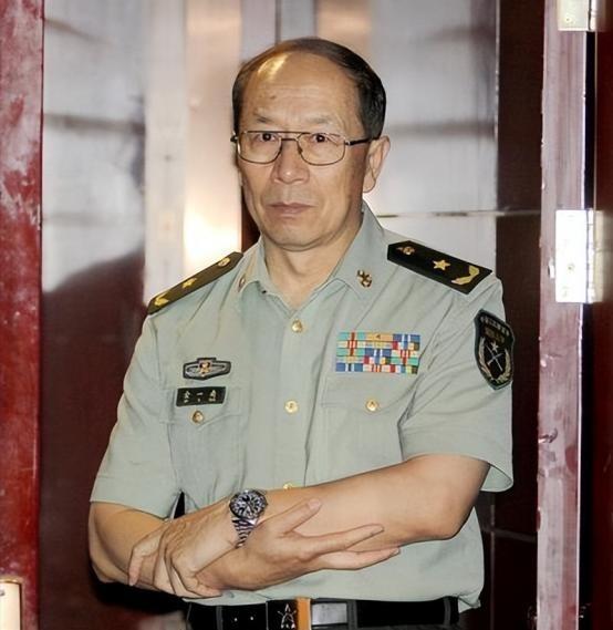 韩国一军事专家再次语出惊人！他说：“如果美国把所有军事力量都集结起来去攻打中国，