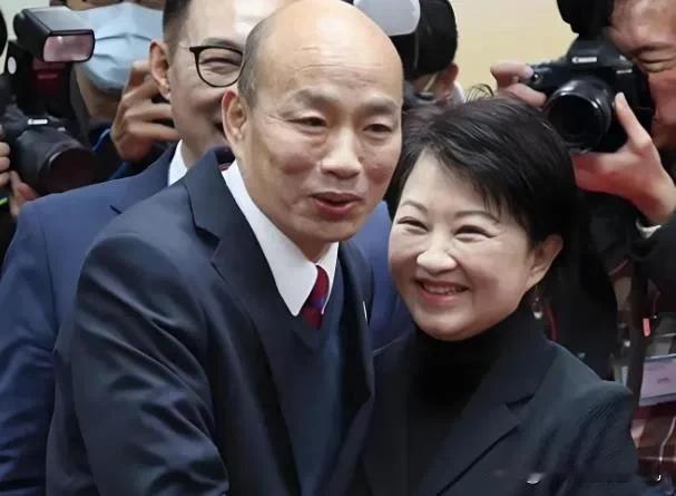岛内知名时事评论者沈政男给出一套完整的台湾地区领导人选举周期研判，如果国民党在2