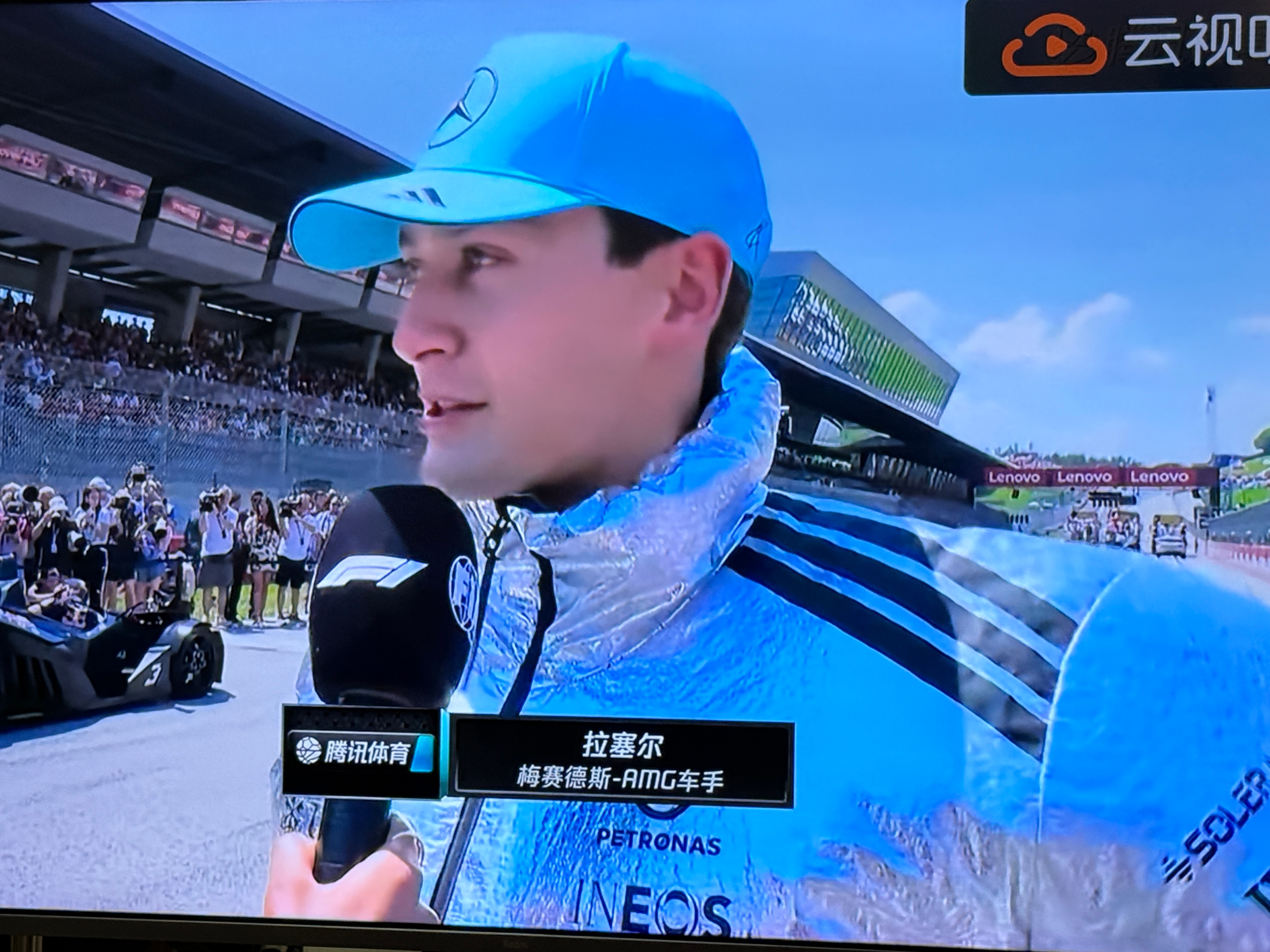 2026f1奥地利大奖赛 正赛前的小采访盛世美颜 赏心悦目