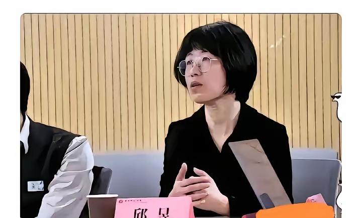 当年给海归人才开绿灯、给课题给职位，结果大学讲台成了某些人的私人秀场，披着学术外