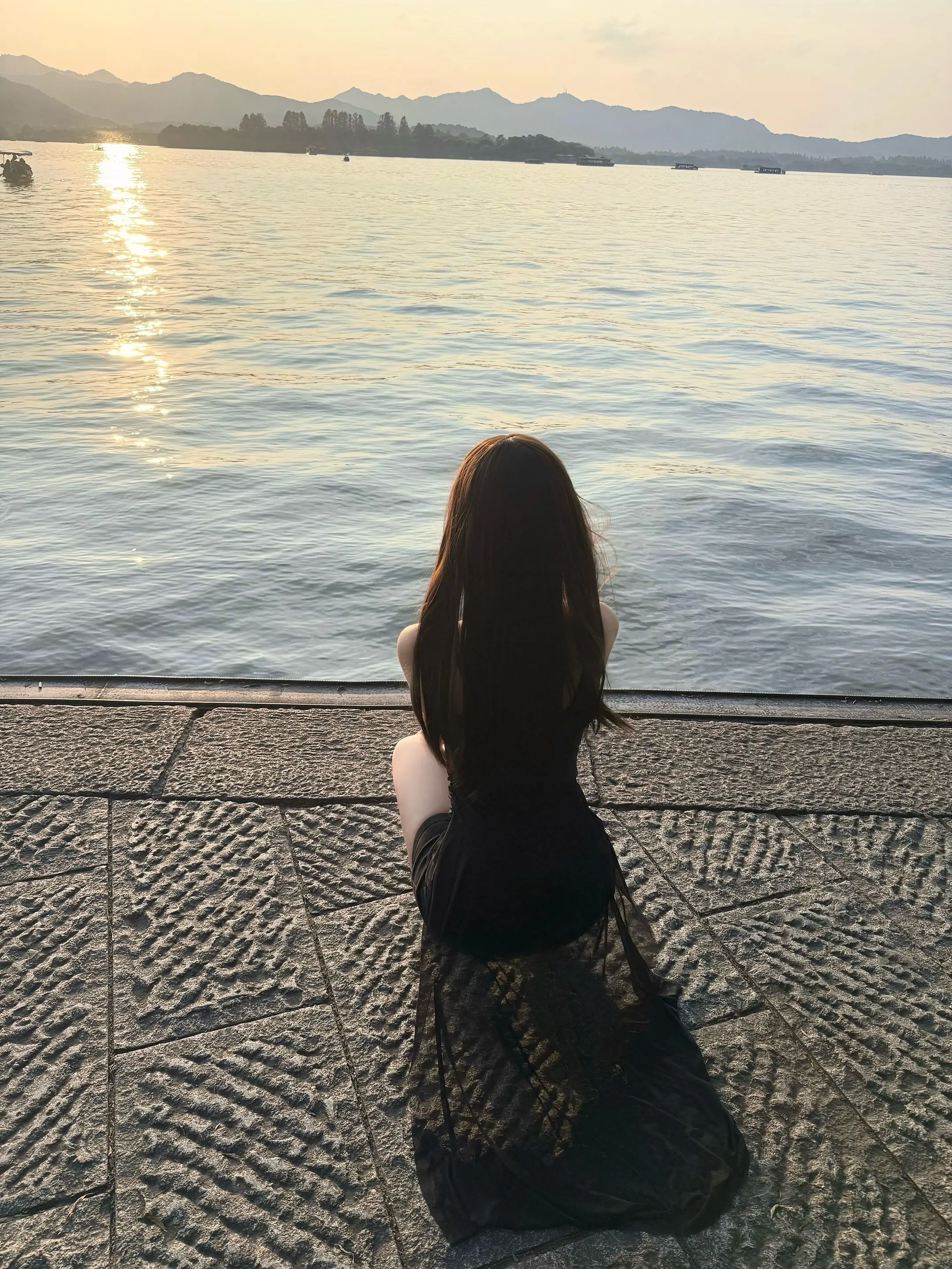 枯木逢春 静水成玉